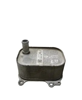 Audi A7 S7 4K8 Engine oil radiator 05L117021A 05L117VL2