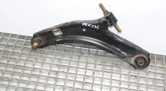 Nissan X-Trail T31 Front lower control arm/wishbone