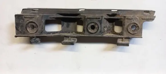 Volkswagen PASSAT B6 Front bumper mounting bracket 3C0807184