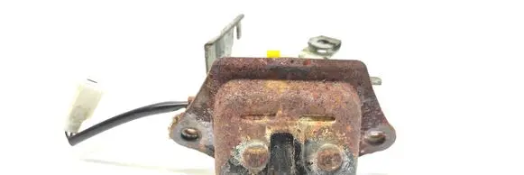 Nissan Almera Tailgate/trunk/boot lock/catch/latch