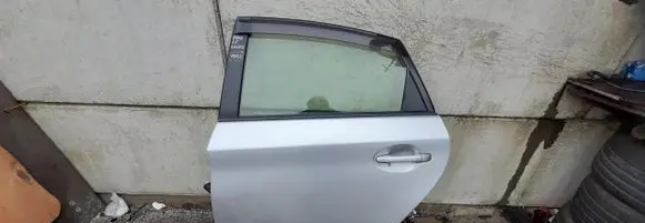 Toyota Prius (XW30) Rear door LAK1F7
