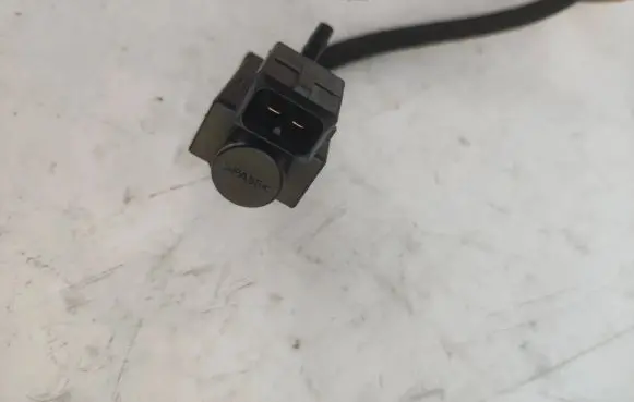 BMW X5 F15 Turbo solenoid valve 70231800 7810831 16T300