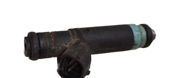 Audi A4 S4 B6 8E 8H Fuel injector 06B133551H