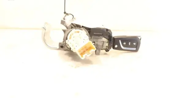 Toyota Yaris Ignition lock