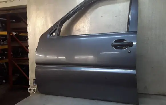 Ford Maverick Front door 