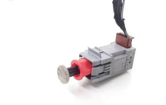 Clutch pedal sensor