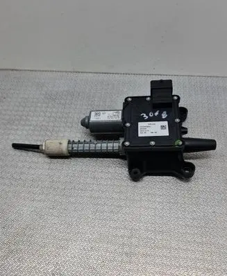 Peugeot 3008 I Hand brake/parking brake motor 9673094880 3216812 0204706357