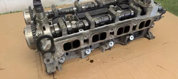 Ford Edge II Engine head EJ7E6090EC