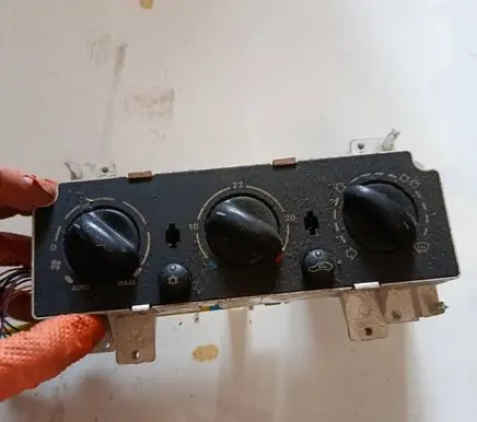 Citroen Xsara Picasso Climate control unit 654524A AC220 920460