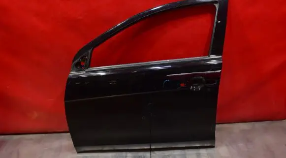 Mitsubishi Lancer VIII Front door