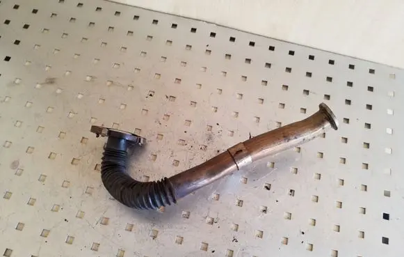 Nissan Qashqai+2 EGR valve line/pipe/hose