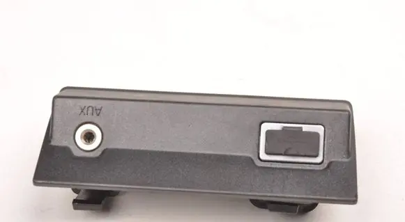 Volvo V70 USB socket connector 1820772