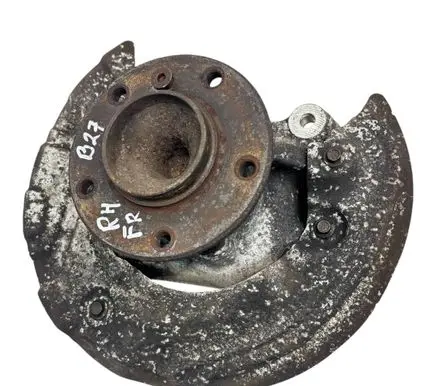 BMW 3 E90 E91 Front wheel hub spindle knuckle 31216793924 6793924 31216764444
