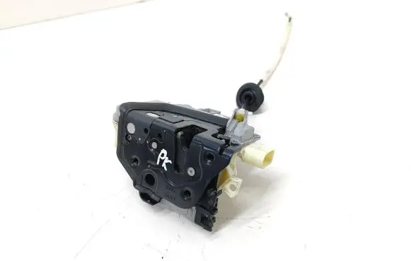 Porsche Cayenne (92A) Front door lock 8J1837015A A046465