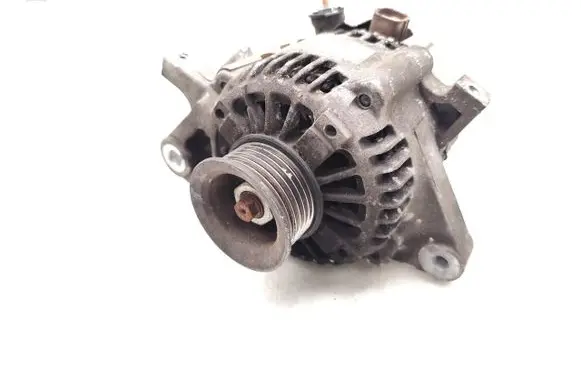 Toyota FJ cruiser Generator/alternator 27060-47050 2706047050