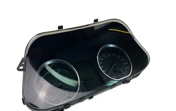 Toyota RAV 4 (XA40) Speedometer (instrument cluster) 838004A230