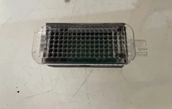 Seat Ateca Rear door interior light 8J0947409B