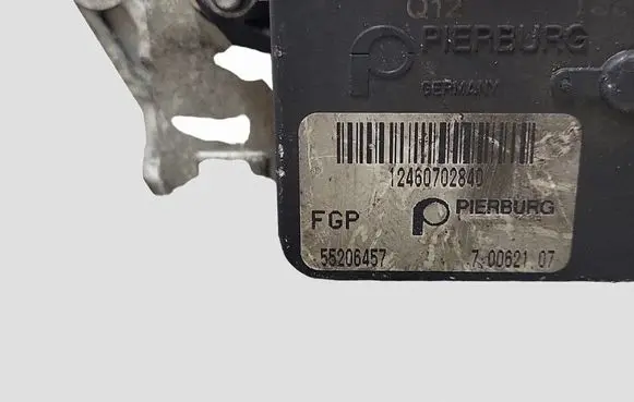 Opel Zafira B Intake manifold valve actuator/motor 55206457