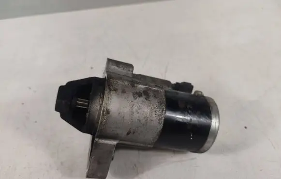 Peugeot 3008 I Starter motor V755001780