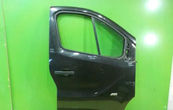 Renault Trafic III (X82) Front door PRZOD PRAWE