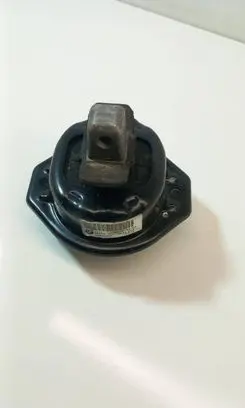 BMW 7 E65 E66 Engine mount bracket 686235 6770790