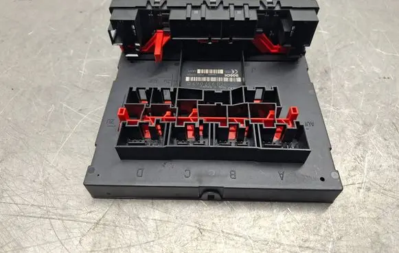 Volkswagen Golf Plus Comfort/convenience module 3C0937049D