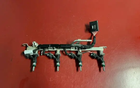 BMW X1 U11 Fuel injectors set 8483304 0280158457 5A9E130