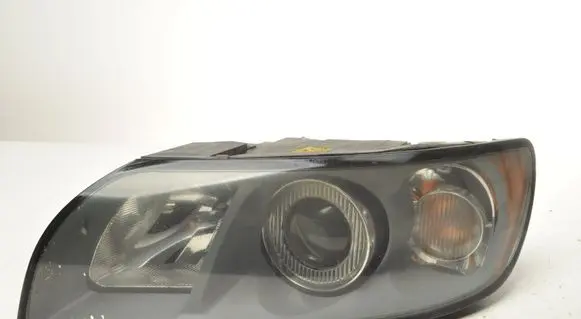 Volvo V50 Headlight/headlamp 30698885