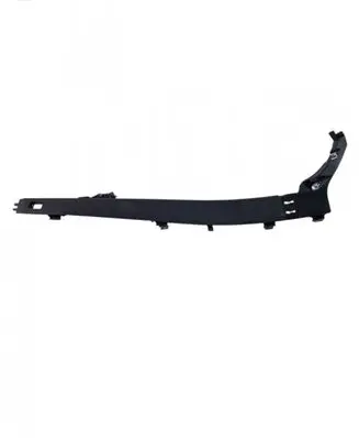 Mercedes-Benz C W205 Rear/tail light trim molding A2056907025