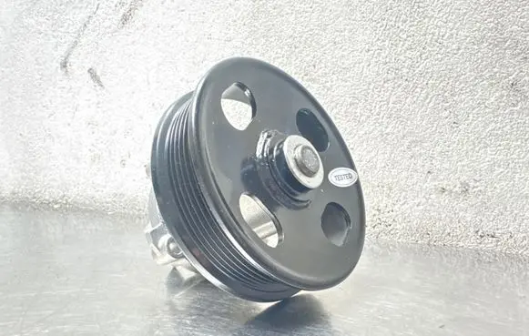 Opel Corsa C Water pump PA1083