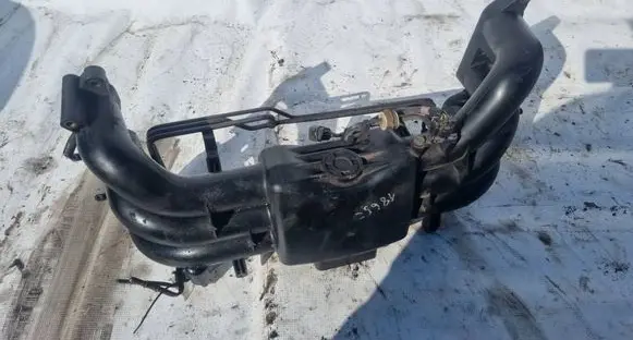 Subaru B9 Tribeca Intake manifold AB590