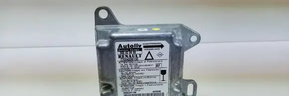 Renault Laguna I Airbag control unit/module 7700429613C