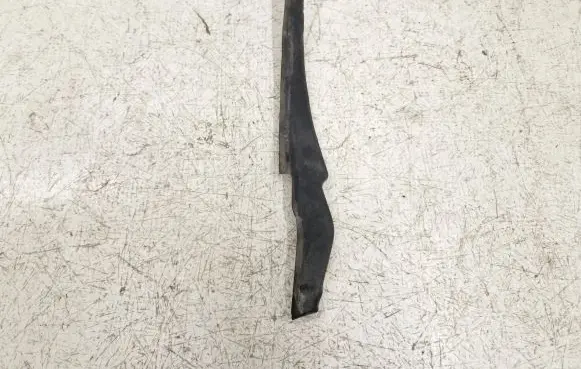 Ford Escape IV Windshield trim LJ6BS020A27 LJ6BS020A27AC EGM2D