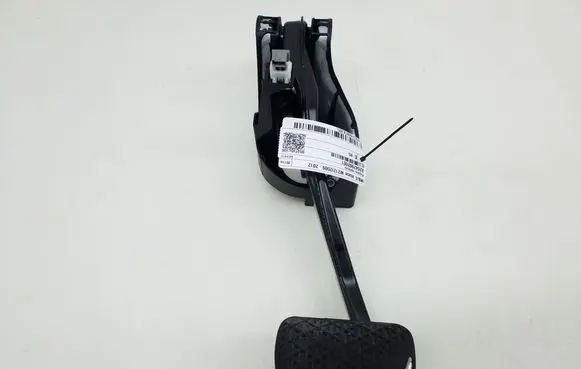 Mercedes-Benz E W212 Brake pedal A2042902001