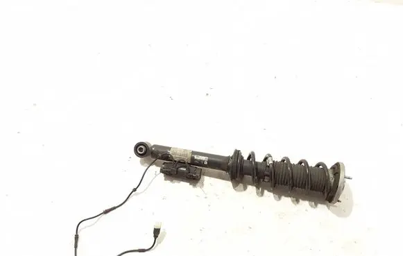 BMW 5 G30 G31 Rear shock absorber/damper 6867354
