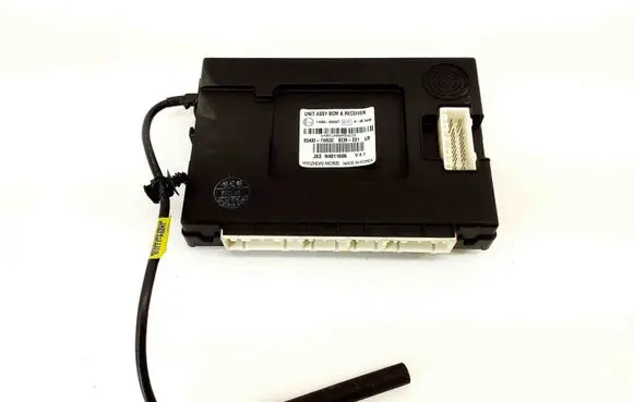 KIA Rio Central body control module 954001W632 1W95411100
