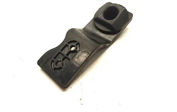 Jaguar XF X250 Radiator mount bracket GX738K337AD