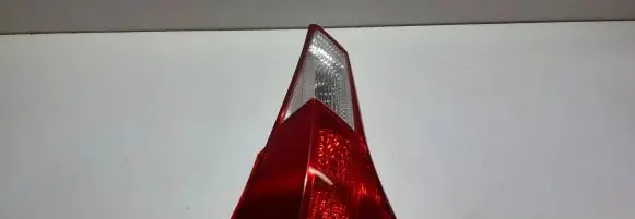 Toyota RAV 4 (XA40) Tailgate rear/tail lights SAER11 422597