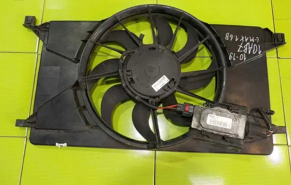 Ford C-MAX II Fan set 10AB7 8V618C607F