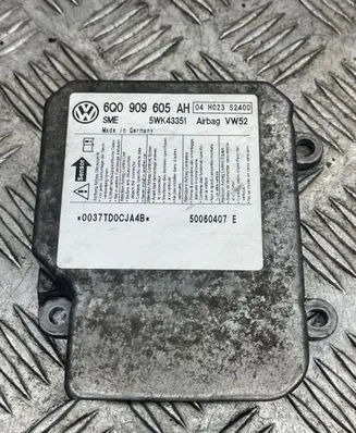 Volkswagen Caddy Airbag control unit/module 6Q0909605AH 5WK43351 50060407E