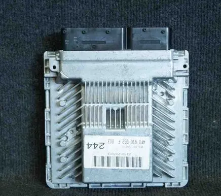 Audi A6 S6 C6 4F Engine control unit/module 4F0910552F 4F0907552C