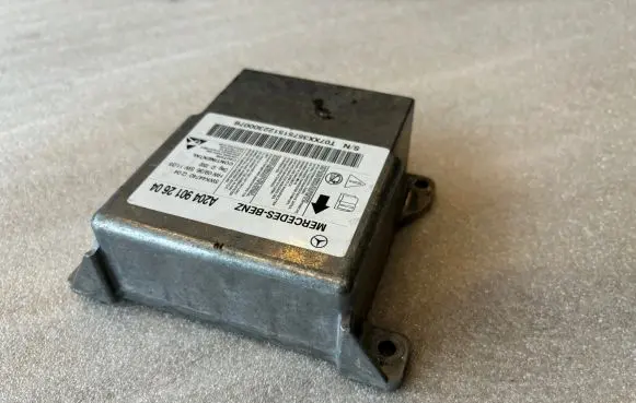 Mercedes-Benz C W204 Airbag control unit/module 2049012604 A2049012604