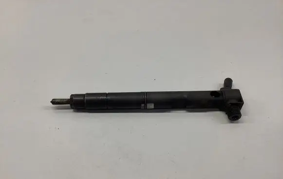 KIA Rio Fuel injector 338002A780