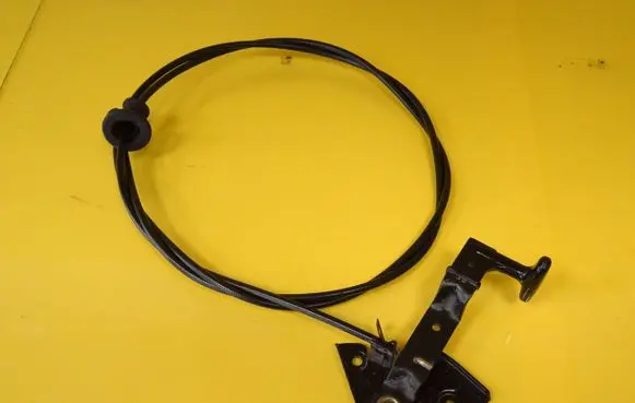 Audi A4 S4 B5 8D Engine bonnet/hood lock release cable 