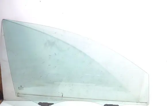 Honda CR-V Front door window glass four-door AS2