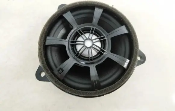 Jaguar I-Pace Front door speaker bj3218808dc