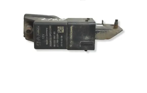 Ford Mondeo MK V Glow plug pre-heat relay 9803299780 51299058A