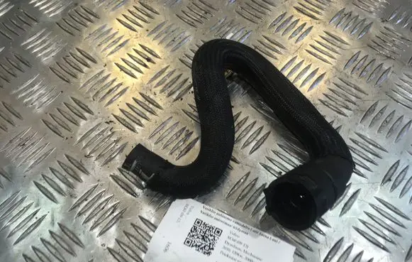 Volvo XC60 Engine coolant pipe/hose