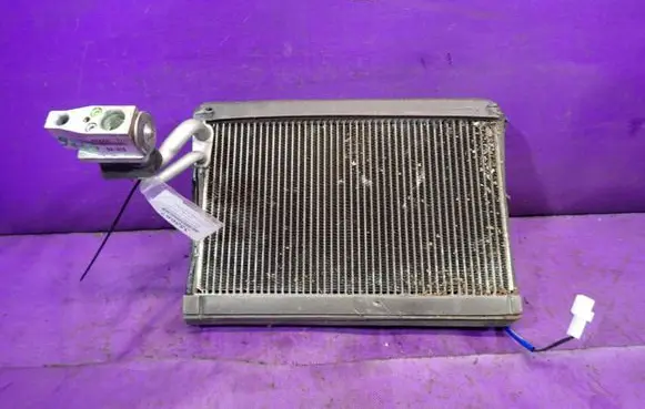 Air conditioning (A/C) radiator (interior)
