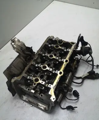 Volkswagen Golf VII Engine head 